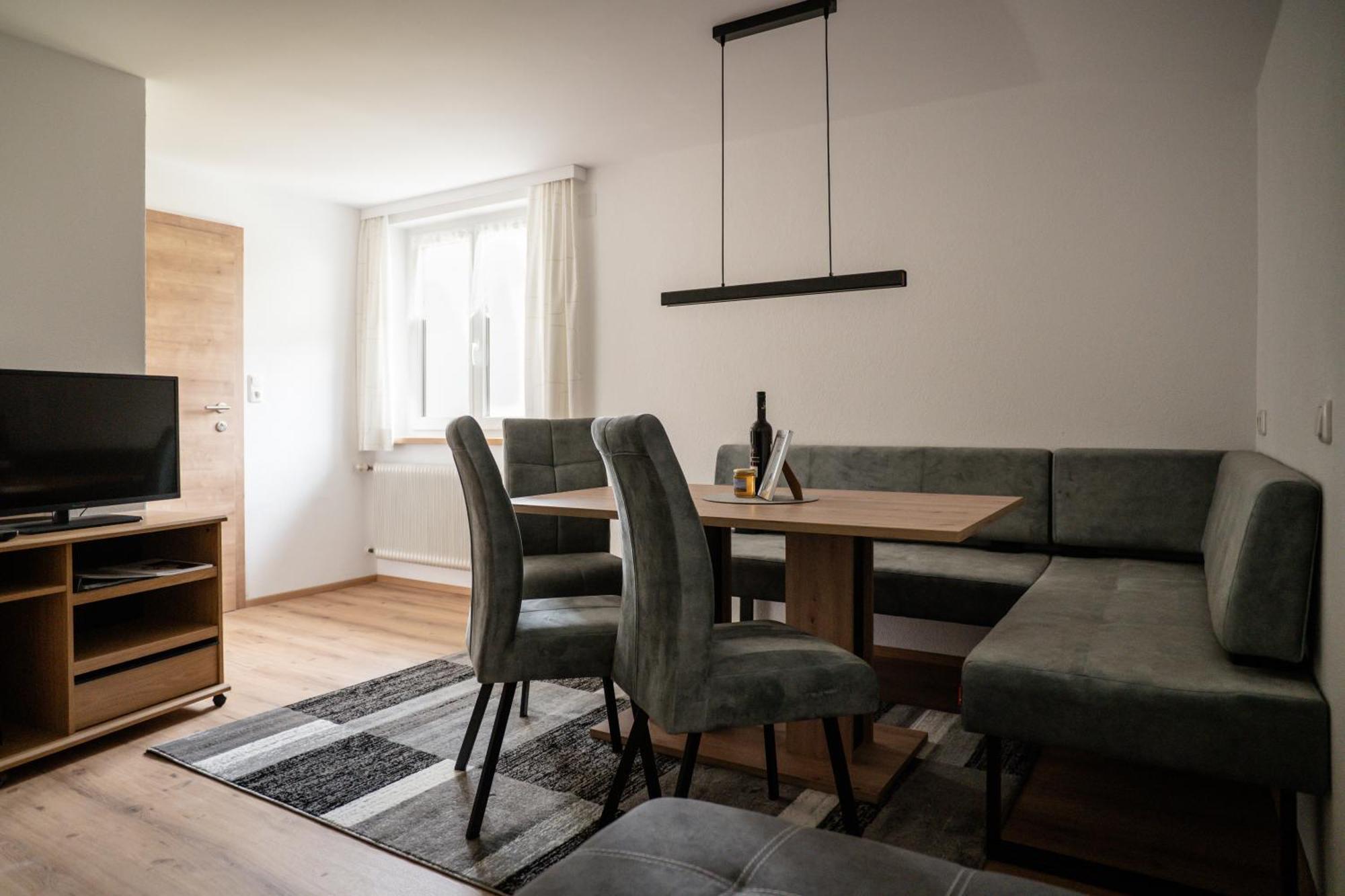 Gaestehaus Schoder Vandans Ngoại thất bức ảnh
