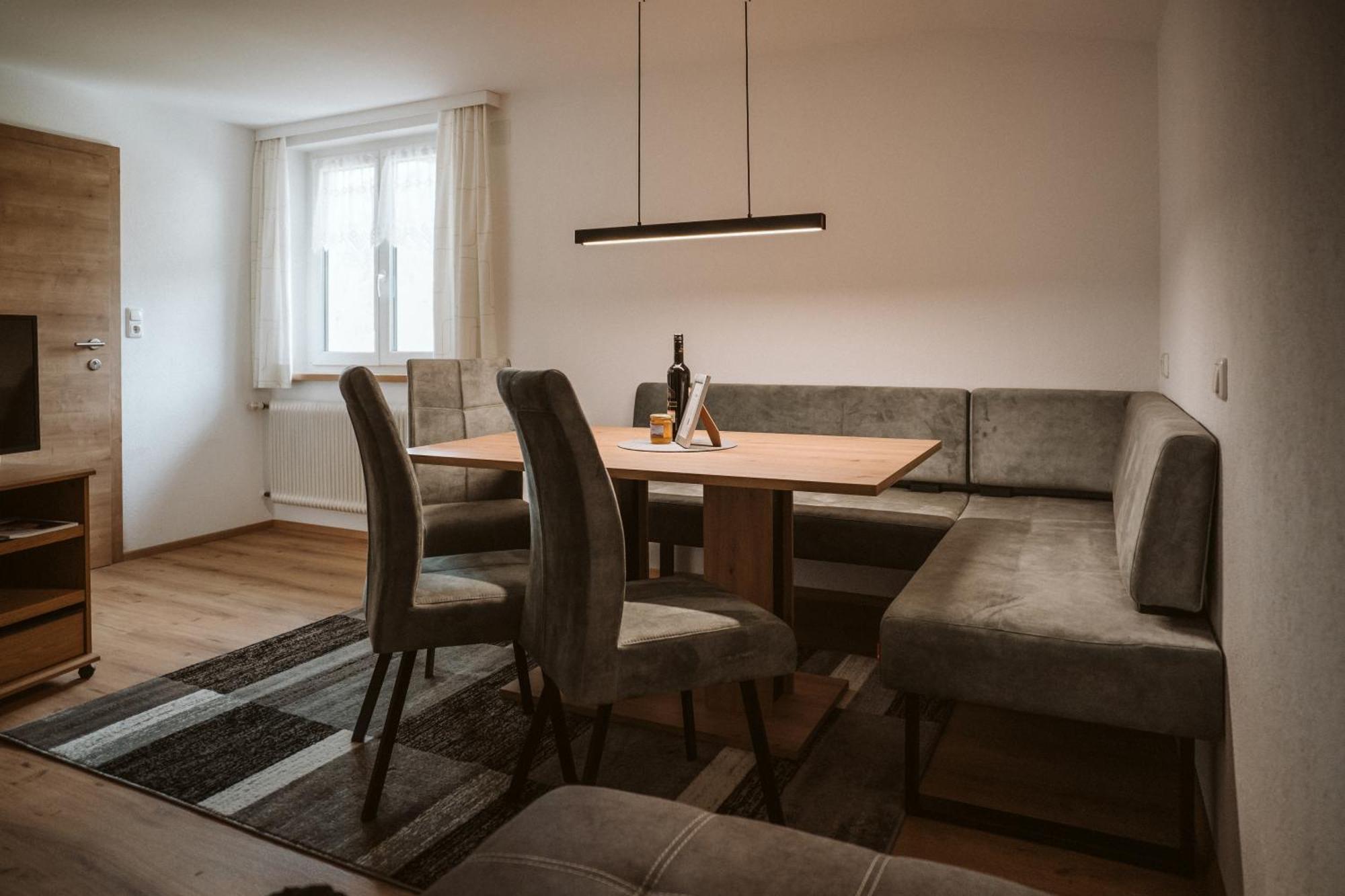 Gaestehaus Schoder Vandans Ngoại thất bức ảnh